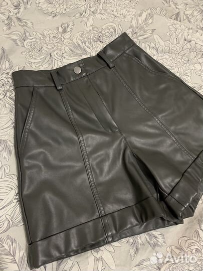 Шорты кожаные befree