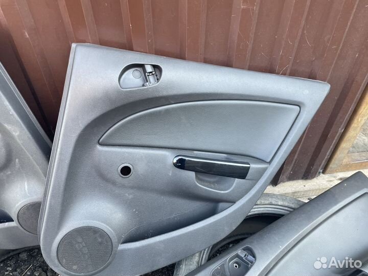 Обшивки дверей комплект opel corsa D cosmo 5d