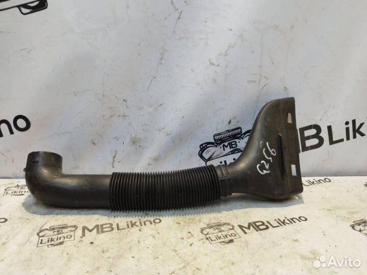 Патрубок воздушного фильтра Mercedes B-Class W245