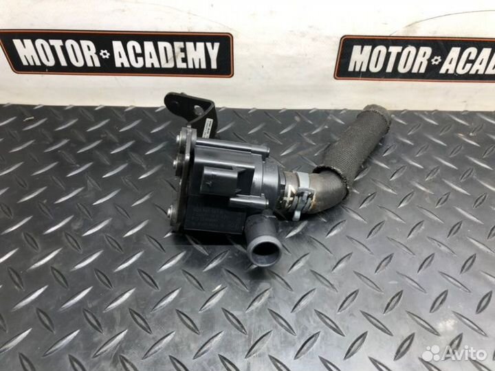 Насос водяной помпа Volkswagen 2.0 chha