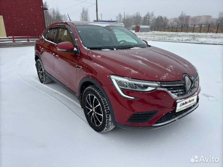 Renault Arkana 1.6 CVT, 2021, битый, 47 000 км