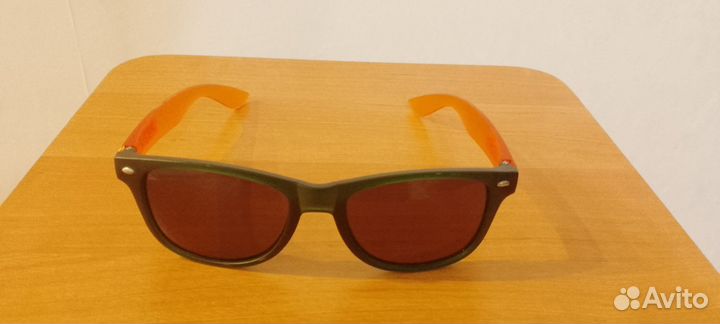 Продам очки солнцезащитные Jagermeister