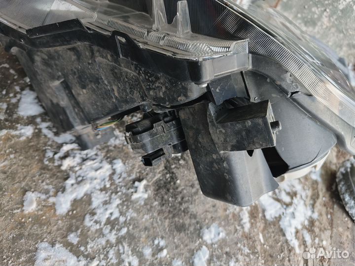 Фара LADA vesta левая