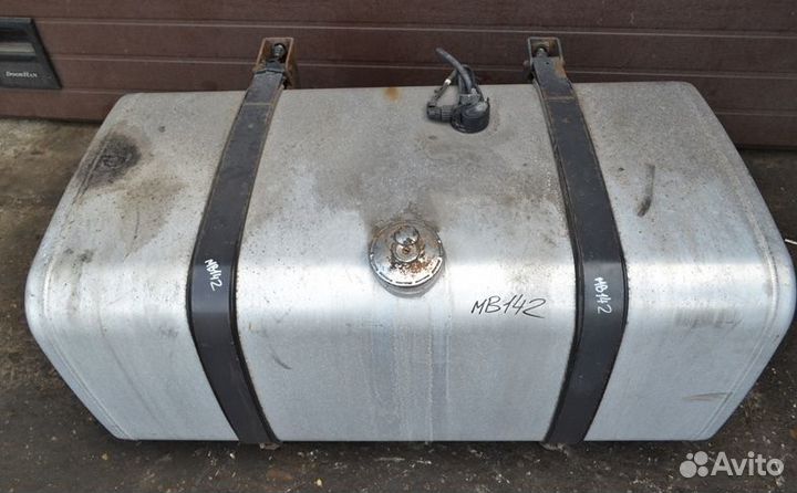 Топливный бак mercedes-benz Actros MP2/MP3 2536 (0