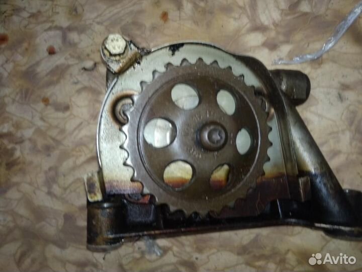 Насос масляный audi A6 allroad 2000-2005