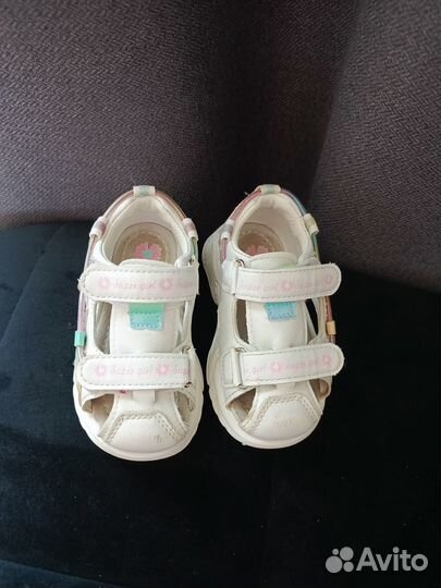 Сандалии для девочки 23 размер