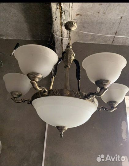 Люстра потолочная бу