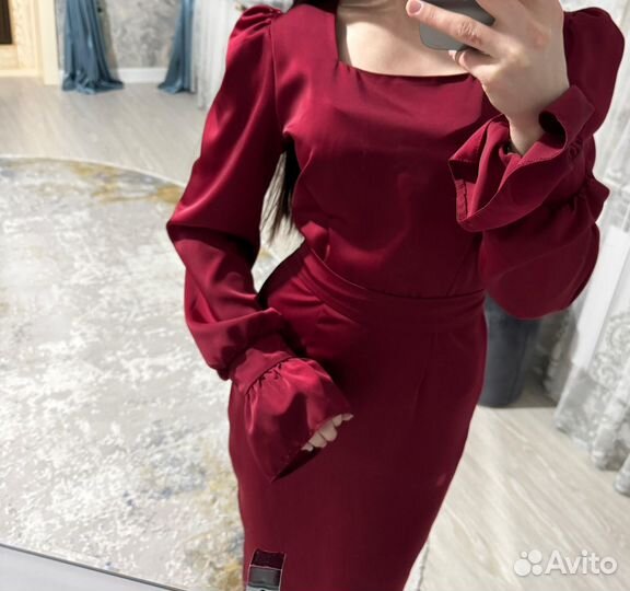 Вечернее платье