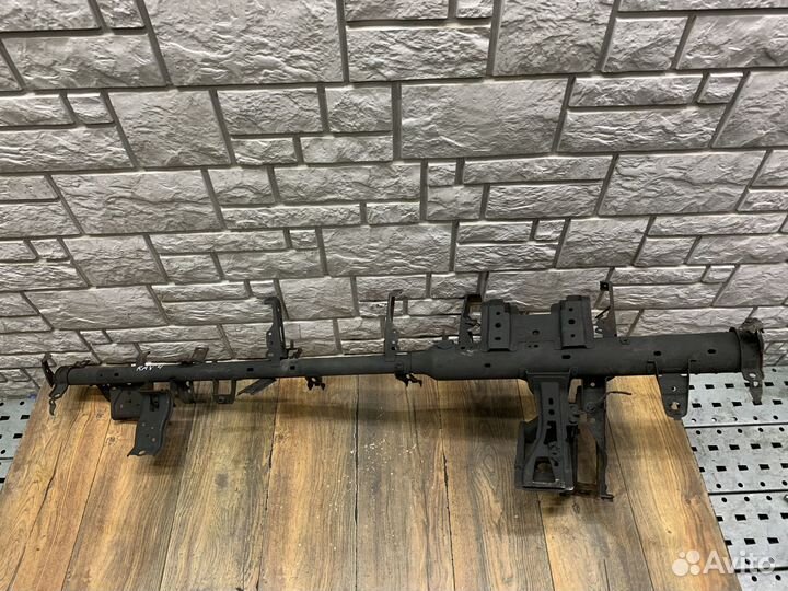 Toyota RAV 4 Усилитель торпедо