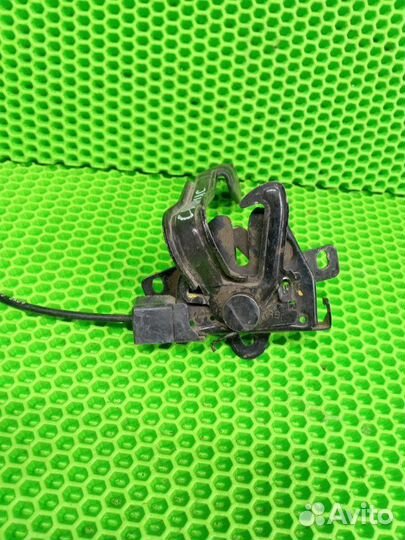 Замок капота Hyundai Solaris