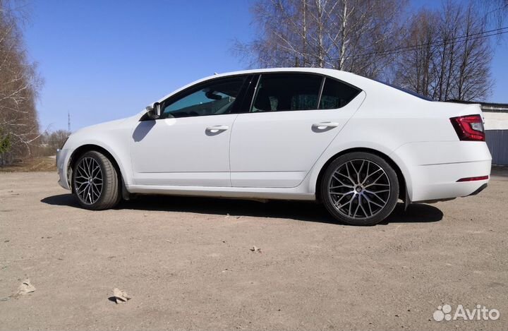 Skoda octavia kodiak r18 5-112 новые литые диски
