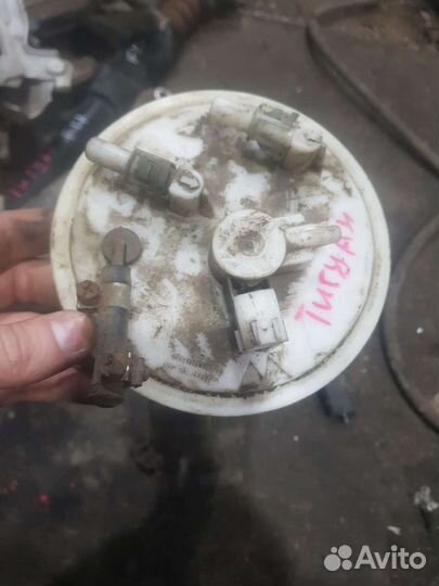 Датчик уровня топлива на Тигуан