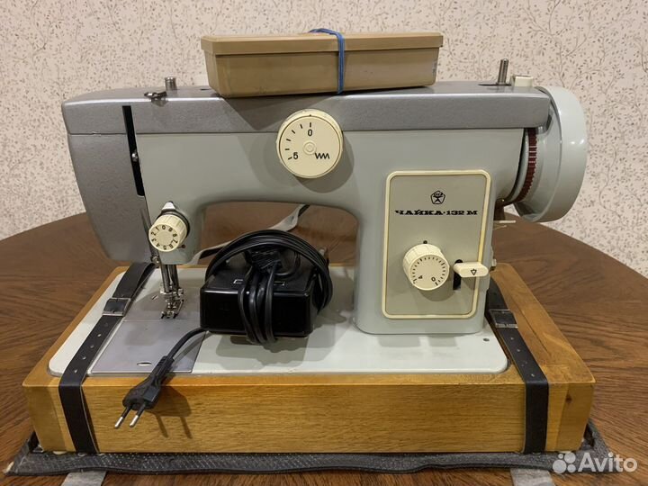 Швейная машина Чайка 132м новая