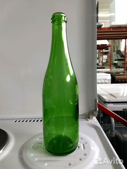 Бутылка вино, водка, коньяк, шампанское, и.т.д