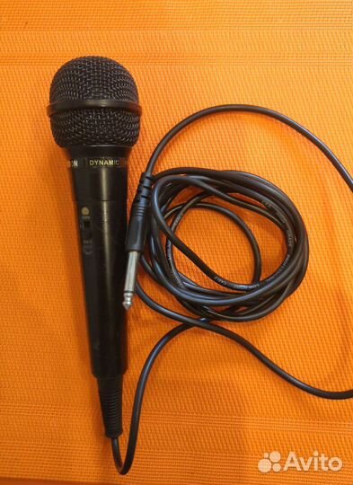 Микрофон для караоке thomson