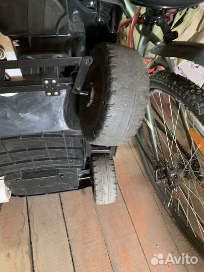 Детский электромобиль бу