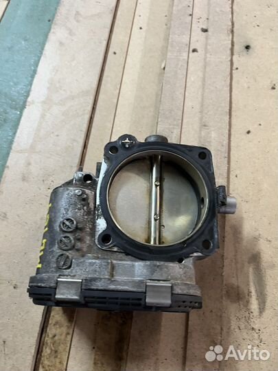 Дроссельная заслонка Mercedes-Benz A1131410125