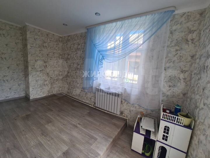 Дом 83 м² на участке 3 сот.