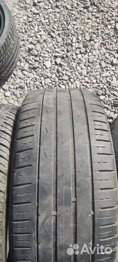 Pirelli P Zero Rosso 245/45 R19