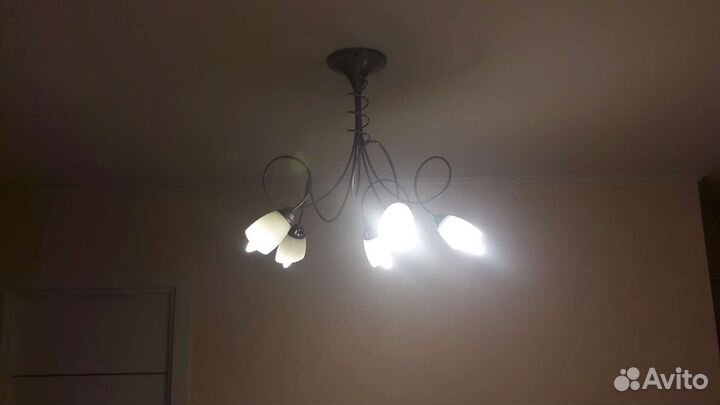Люстра потолочная