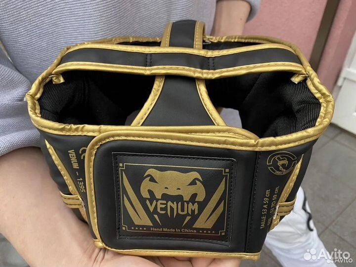 Шлем Venum золотой D3