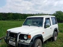 Mitsubishi Pajero 3.0 MT, 1990, битый, 200 000 км, с пробегом, цена 160 000 руб.