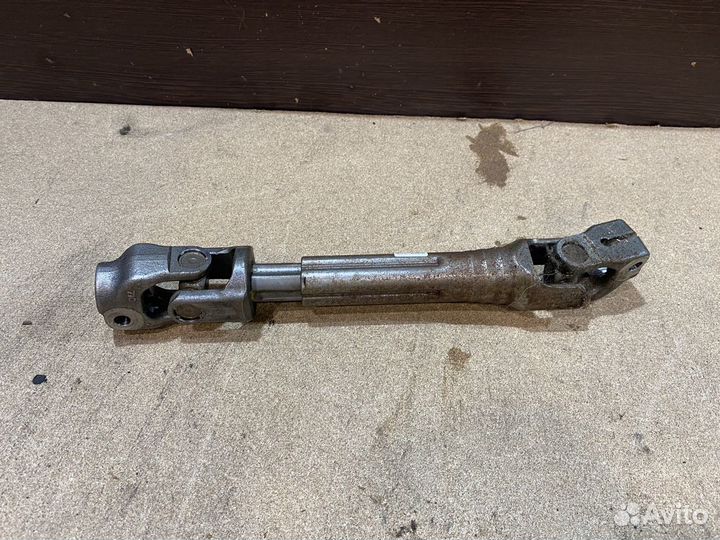 Рулевой карданчик Skoda Rapid Polo 2017