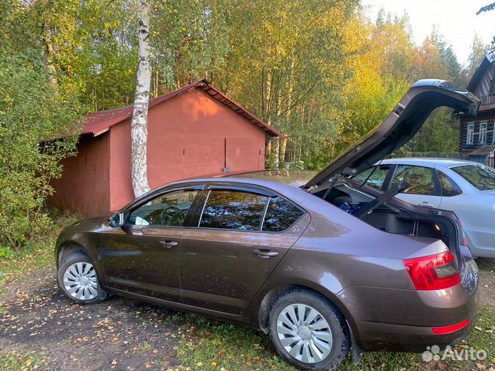 Skoda Octavia 1.2 МТ, 2013, 210 000 км