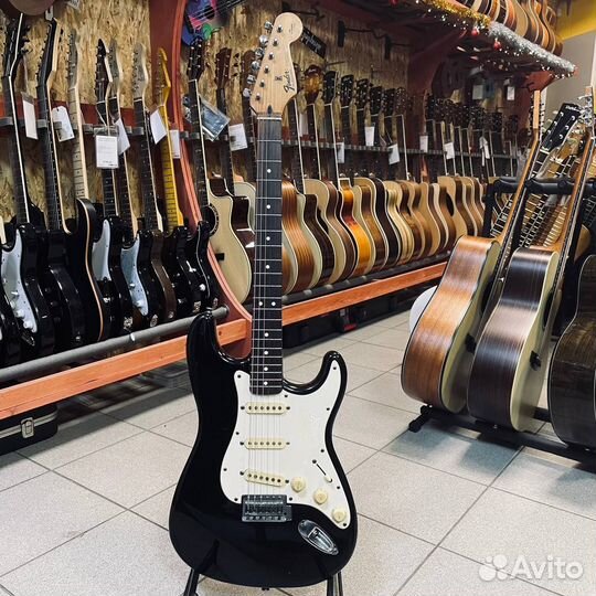 Электрогитара Fender Squier Series Stratocaster S