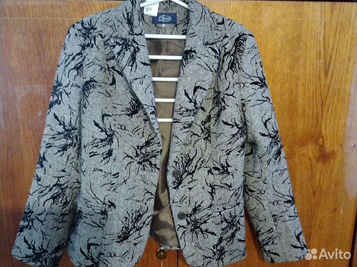 Пиджак женский 46 48 бу