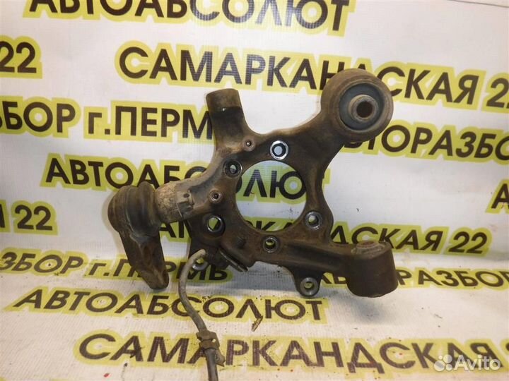 Кулак поворотный задний левый Mitsubishi Pajero I