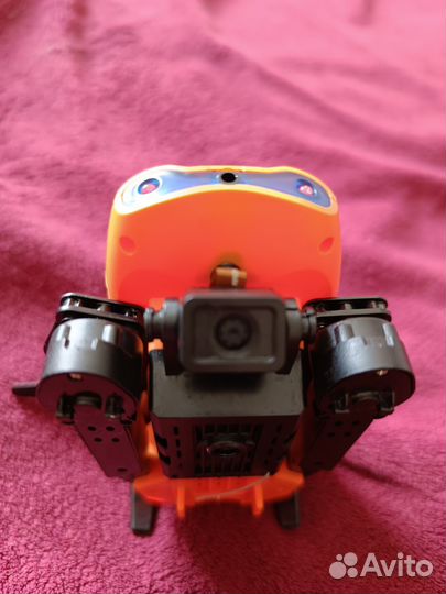 Квадрокоптер с 2 камерами