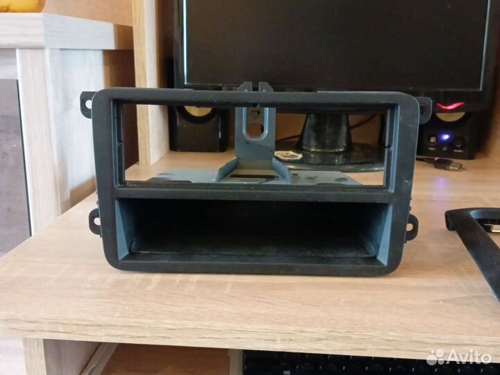 Рамка под магнитолу оригинальная