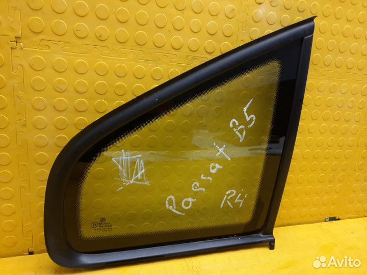 Стекло боковое заднее правое Volkswagen Passat B5