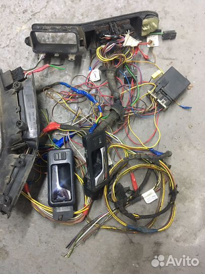 Ауди 80 эл. стеклоподъёмники