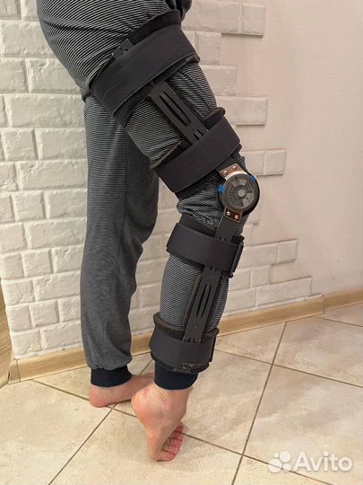 Коленный ортез