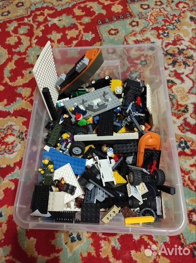 Коробка Lego