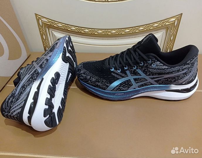 Кроссовки Asics