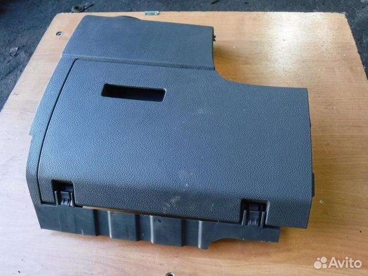 Накладка декоративная Volkswagen Caddy 3