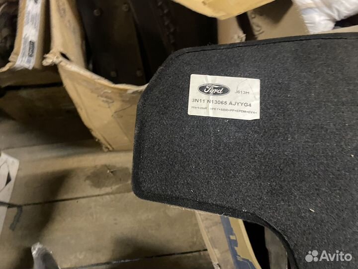 Пластик салона Ford Fusion