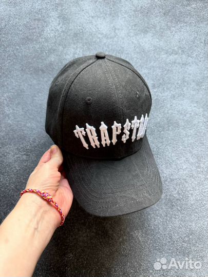 Бейсболка Trapstar (топ 2024)