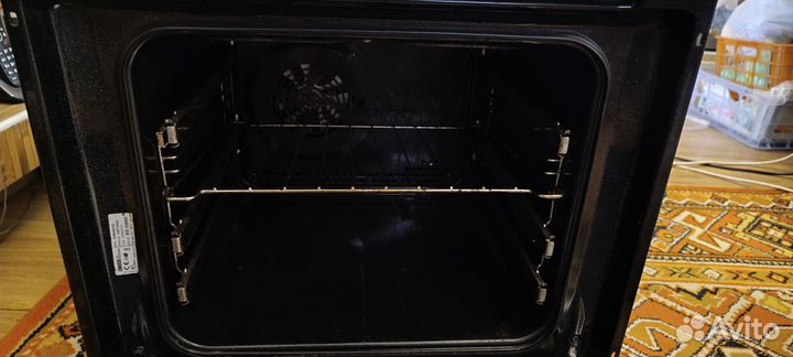 Духовой шкаф