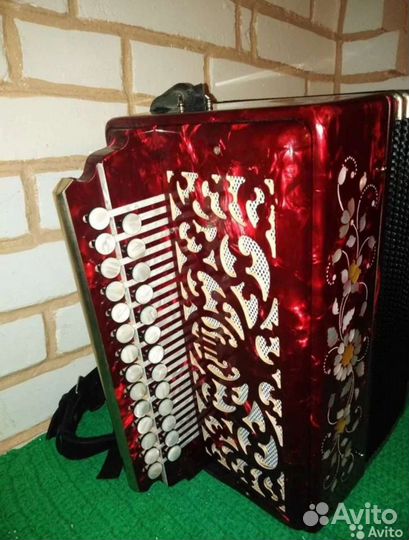 Две цельноланочные, мощнейшие гармони,новые