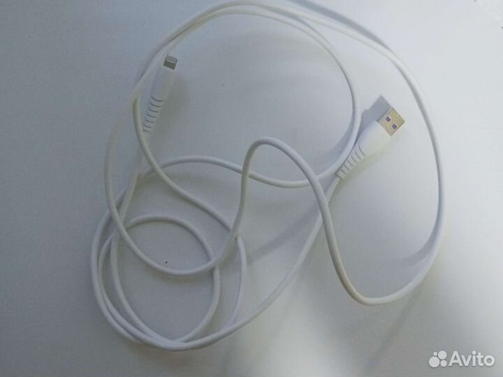 Продаю зарядку для iPhone