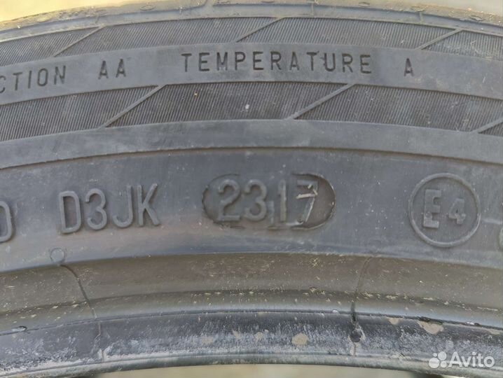 Continental ContiPremiumContact 5 265/40 R21 и 295/35 R21