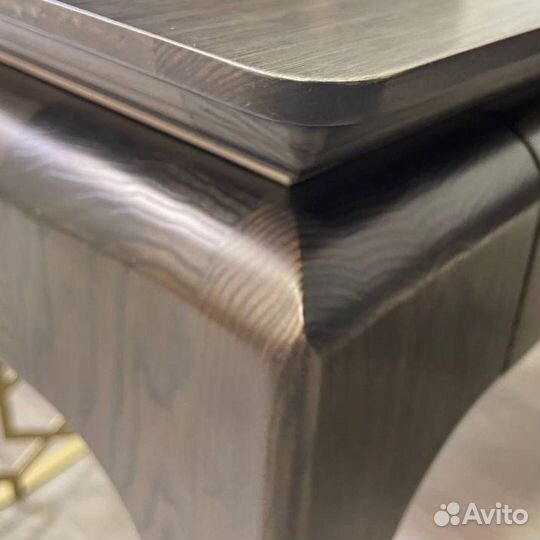 Консоль из массива дуба Бари