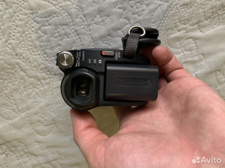 Видеокамера sony