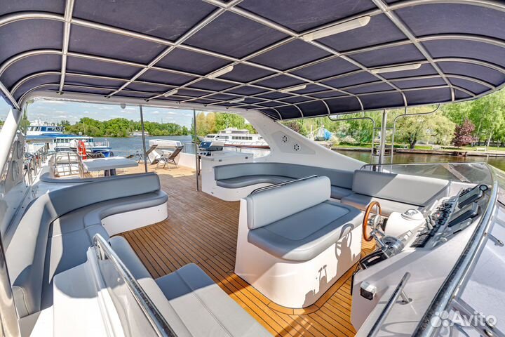 Аренда шикарной яхты Majesty 85 (26 метров)