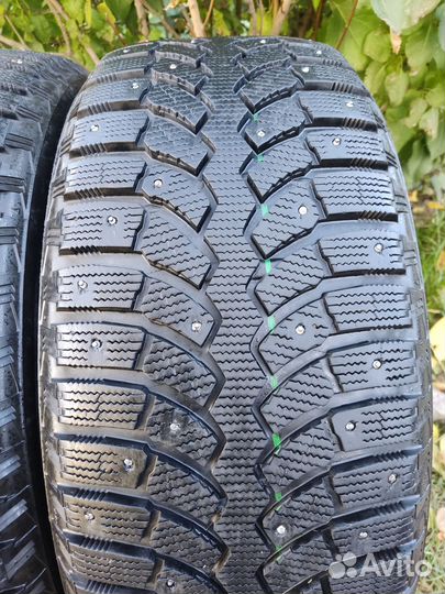 Bridgestone Blizzak Spike-01 255/55 R18 109T