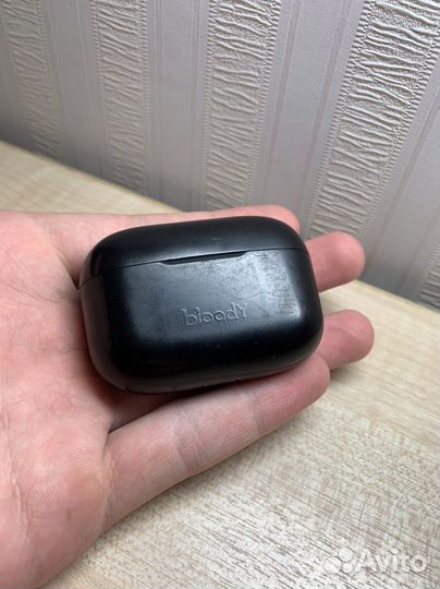 Беспроводные наушники bloody m30